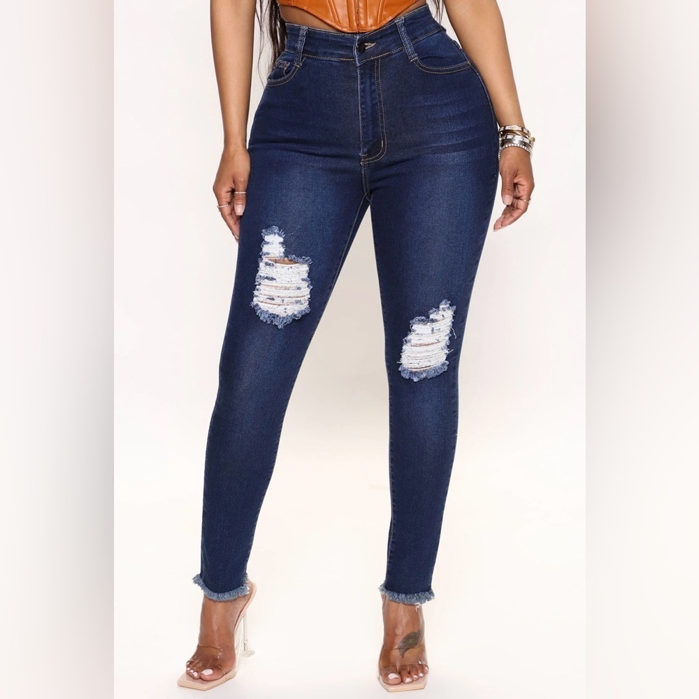 Fashion Nova Distressed Jeans - Dark Wash